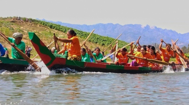 দুর্গম পাহাড়ে ব্যতিক্রমী আয়োজন